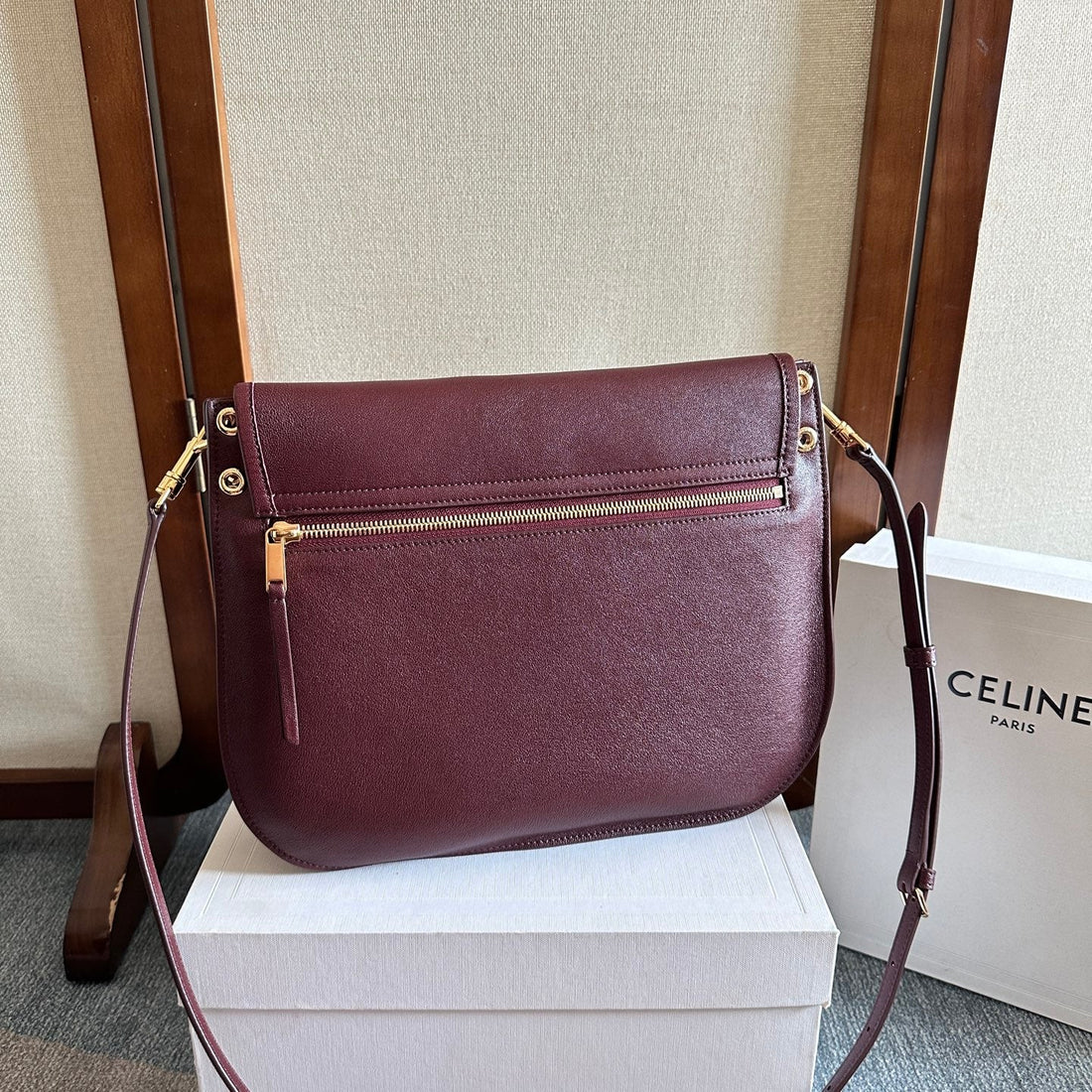 Celine Besace Soft Triome Burgundy Handbag In Lambskin 276303