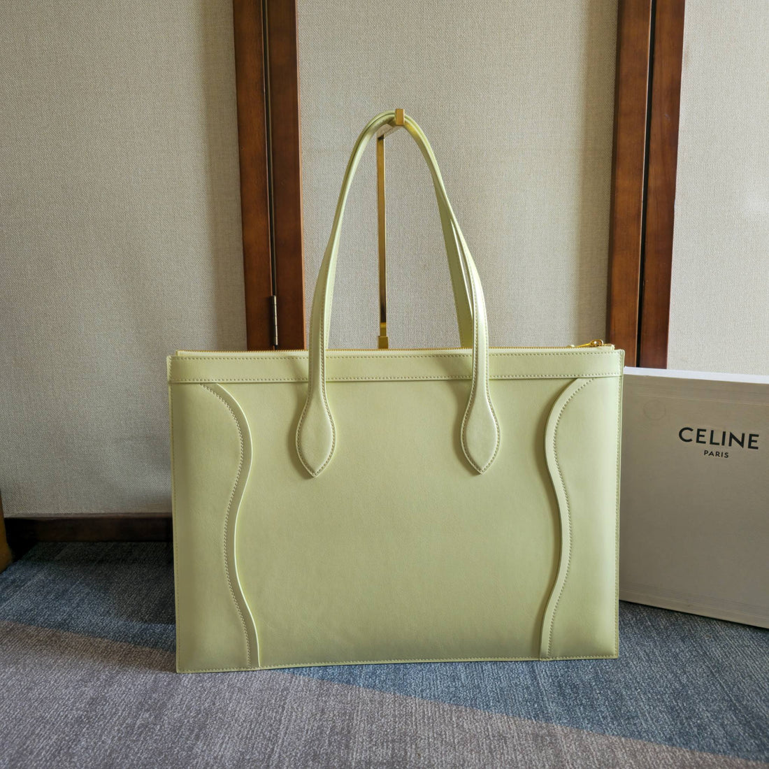 Celine 26 New Smiley Face Citrus Bag In Cowhide 276205