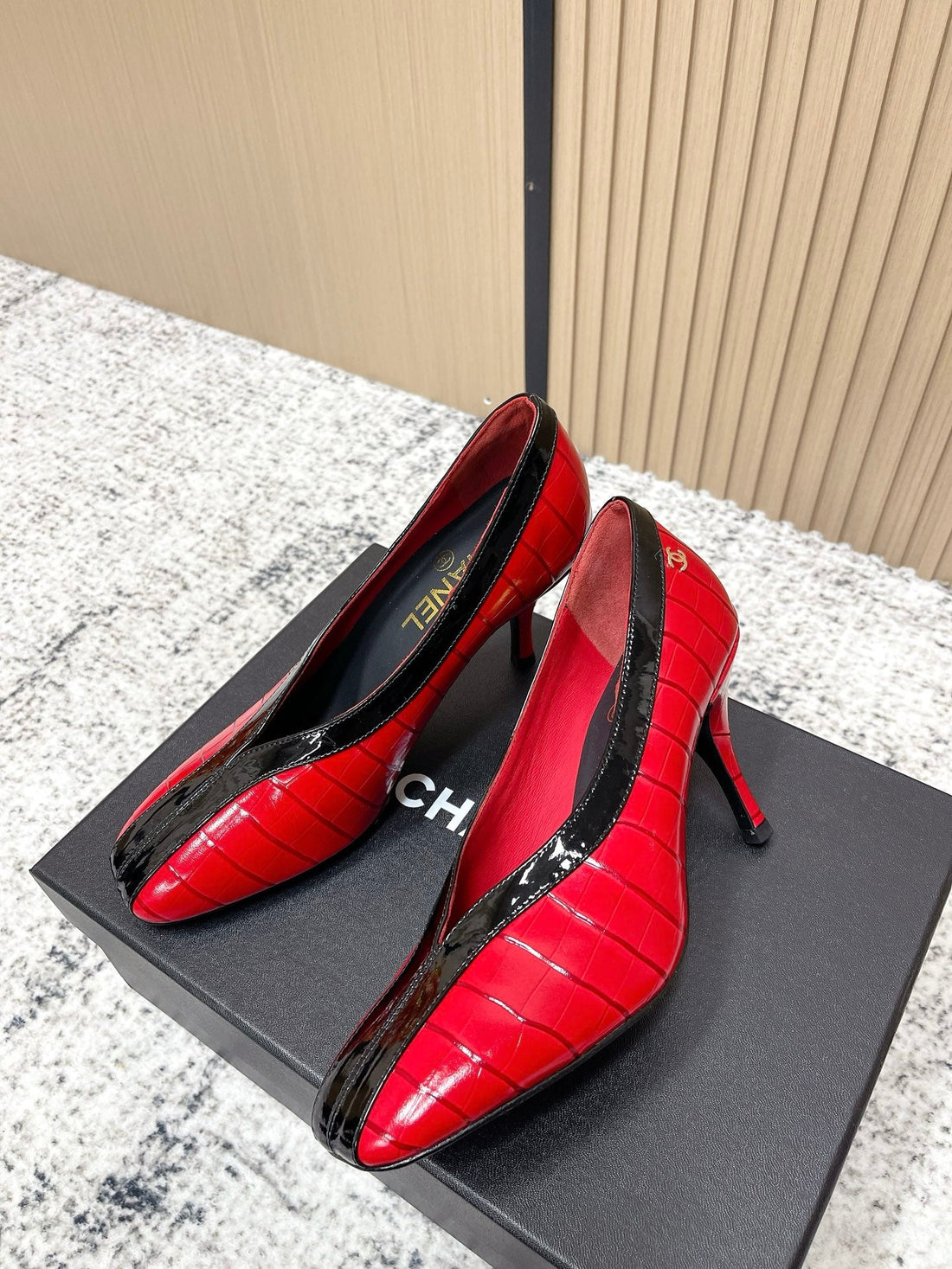 Chanel 26 Closed-Toe Slingback Red In Cowhide 591409