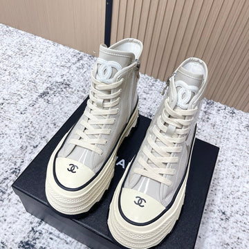 Chanel Platform High-Top Casual Light Blue Sneakers In Cowhide 591370