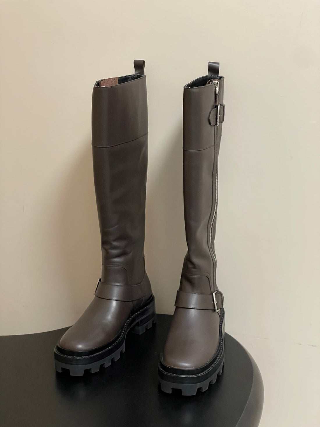 Hm Jaime Boot In Dark Brown Calfskin