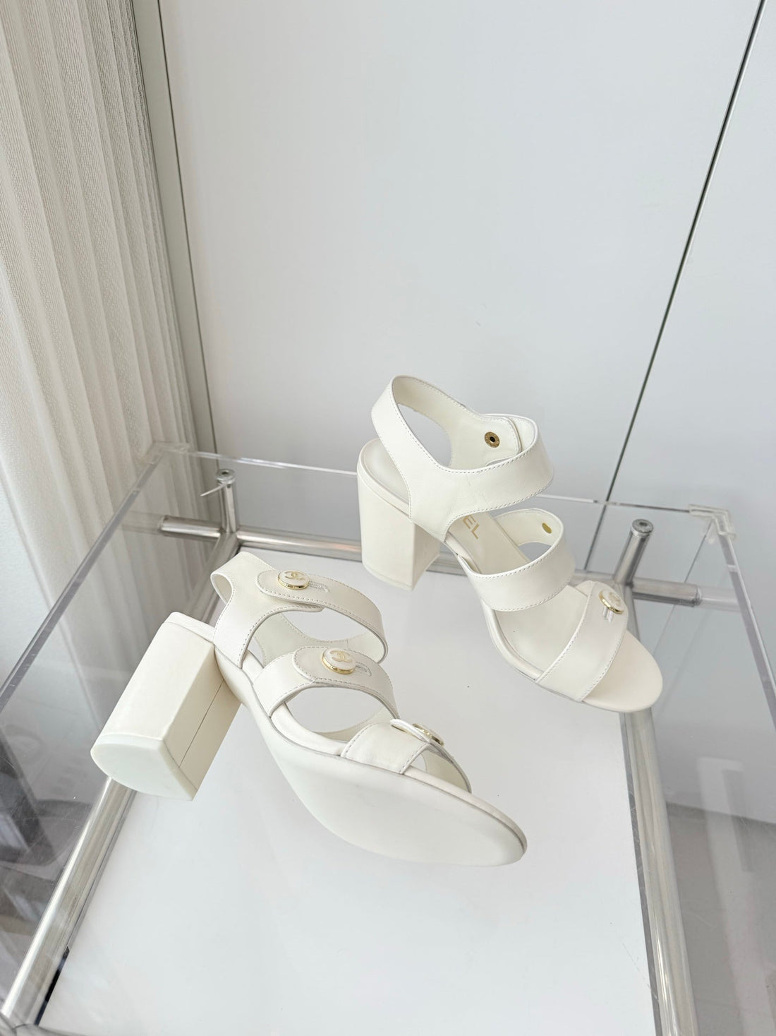 Chanel 26 Turnlock 80 White Sandal Heels In Lambskin 597406