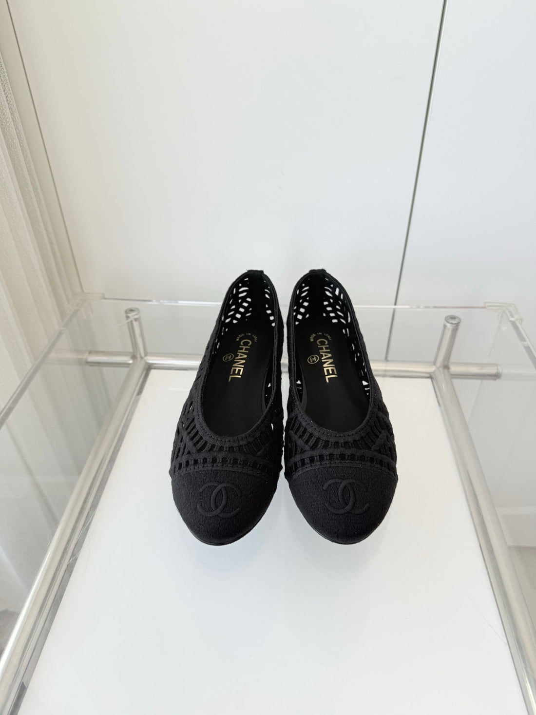 Chanel 26 Ladies Ballet Flats Black In Fabric 597336