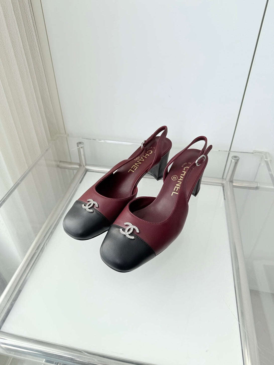 Chanel 26 High Heels Burgundy Black 50 In Lambskin 597331