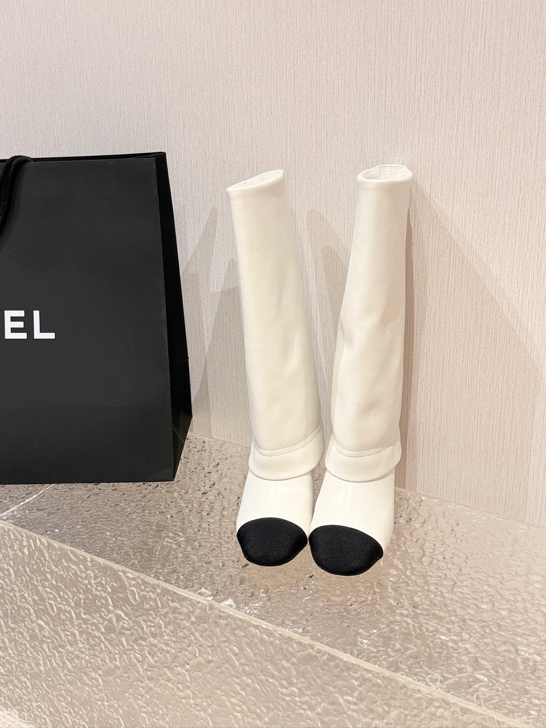 Chanel 26 Newest Runway Style Riding White Boots In Cowhide 598320