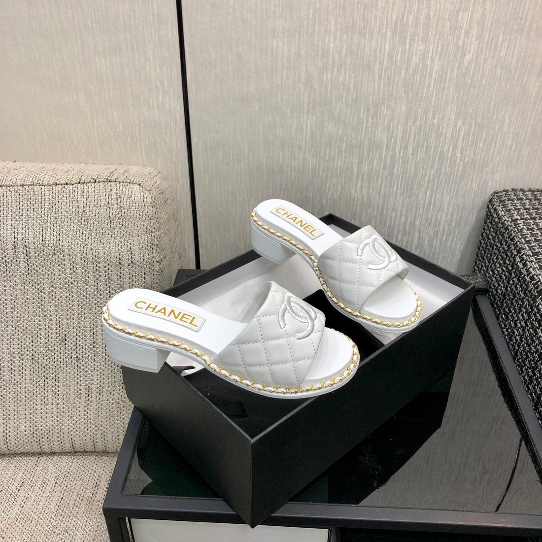 Chanel 26 High-Heeled Chain Slippers White In Lambskin 602483