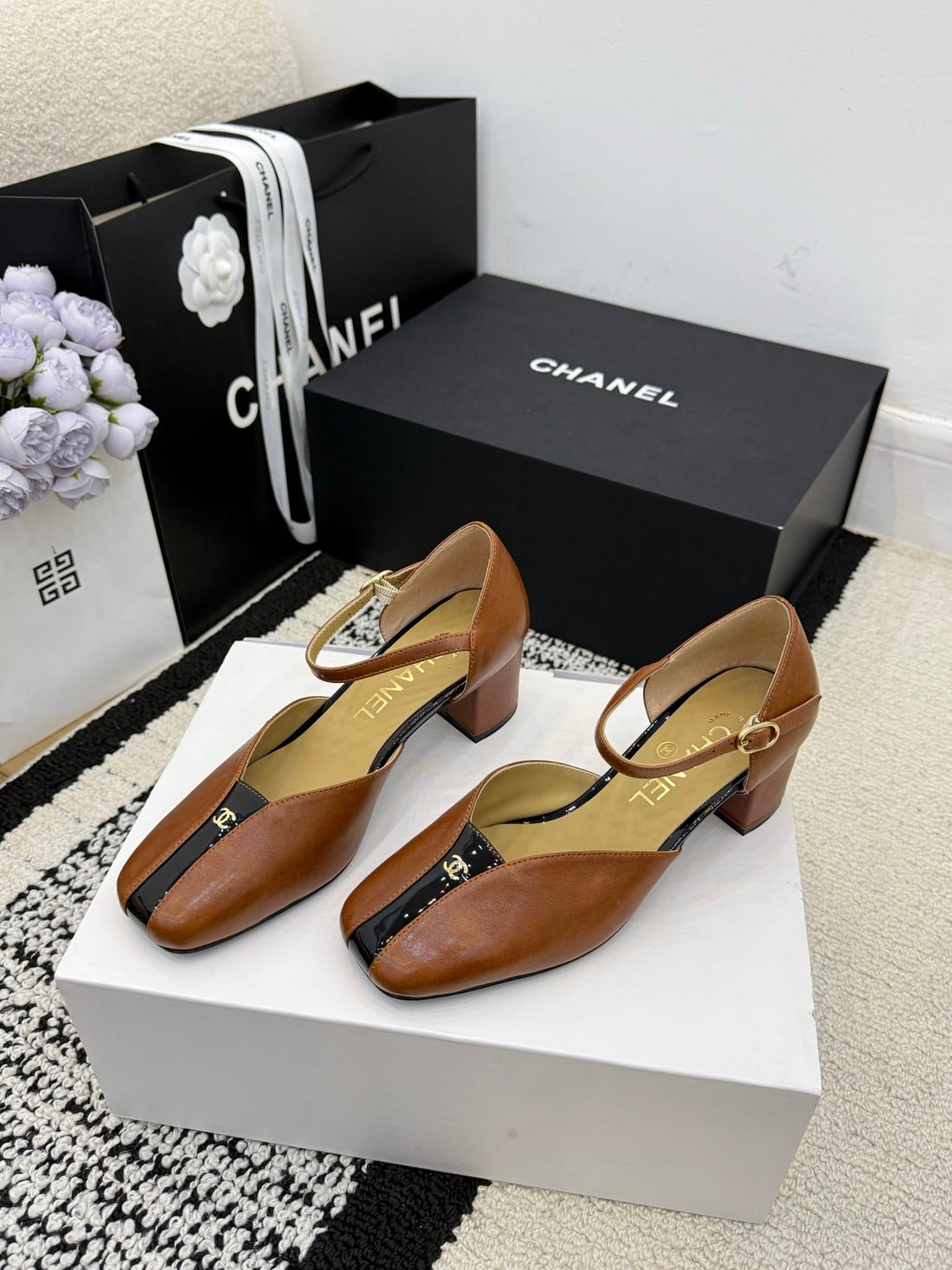 Chanel Classic Mary Janes Brown In Patent Leather 602166