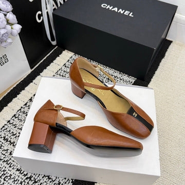 Chanel Classic Mary Janes Brown In Patent Leather 602166