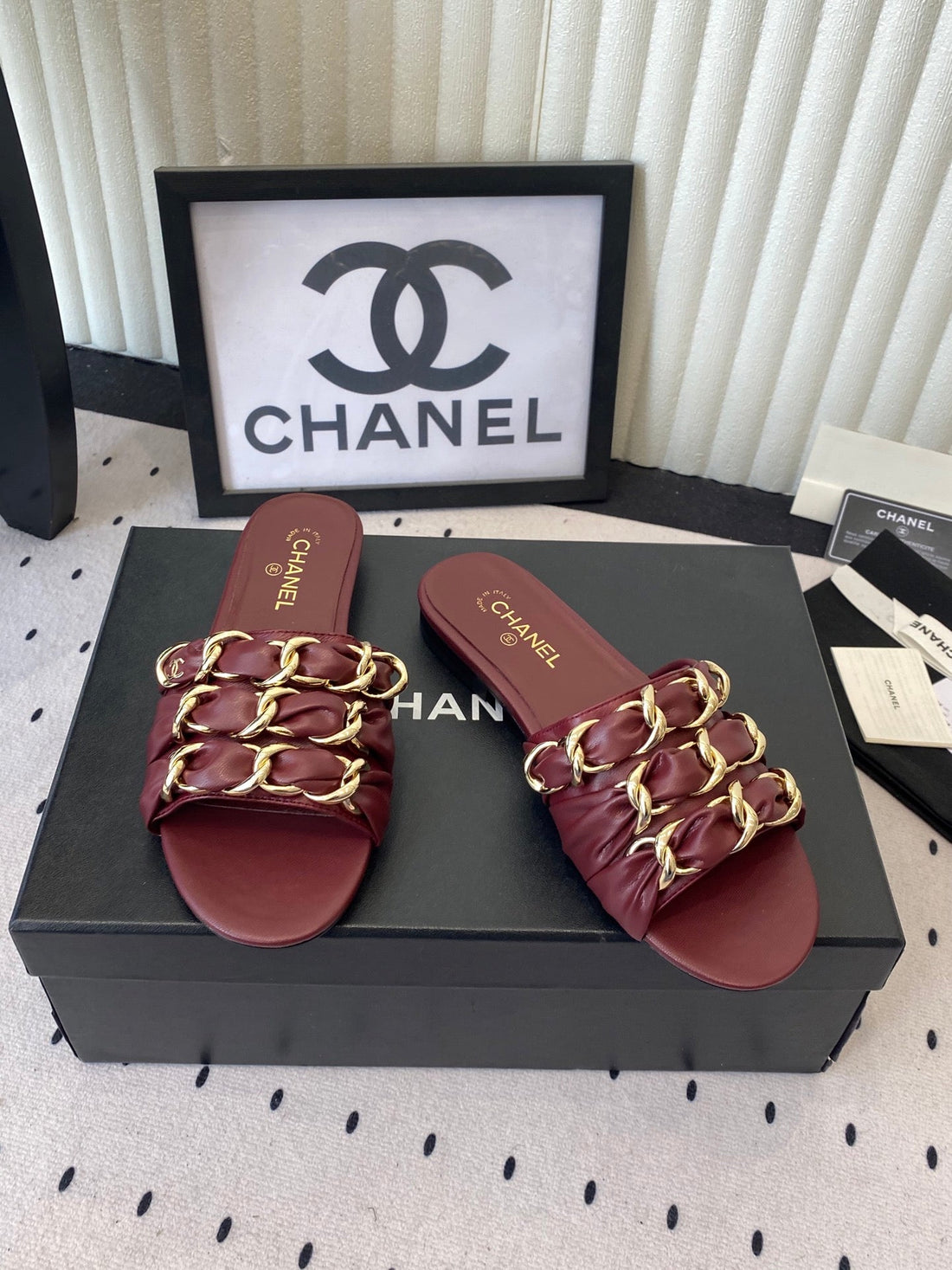 Chanel Early Spring Chain Slippers Burgundy In Lambskin 611718