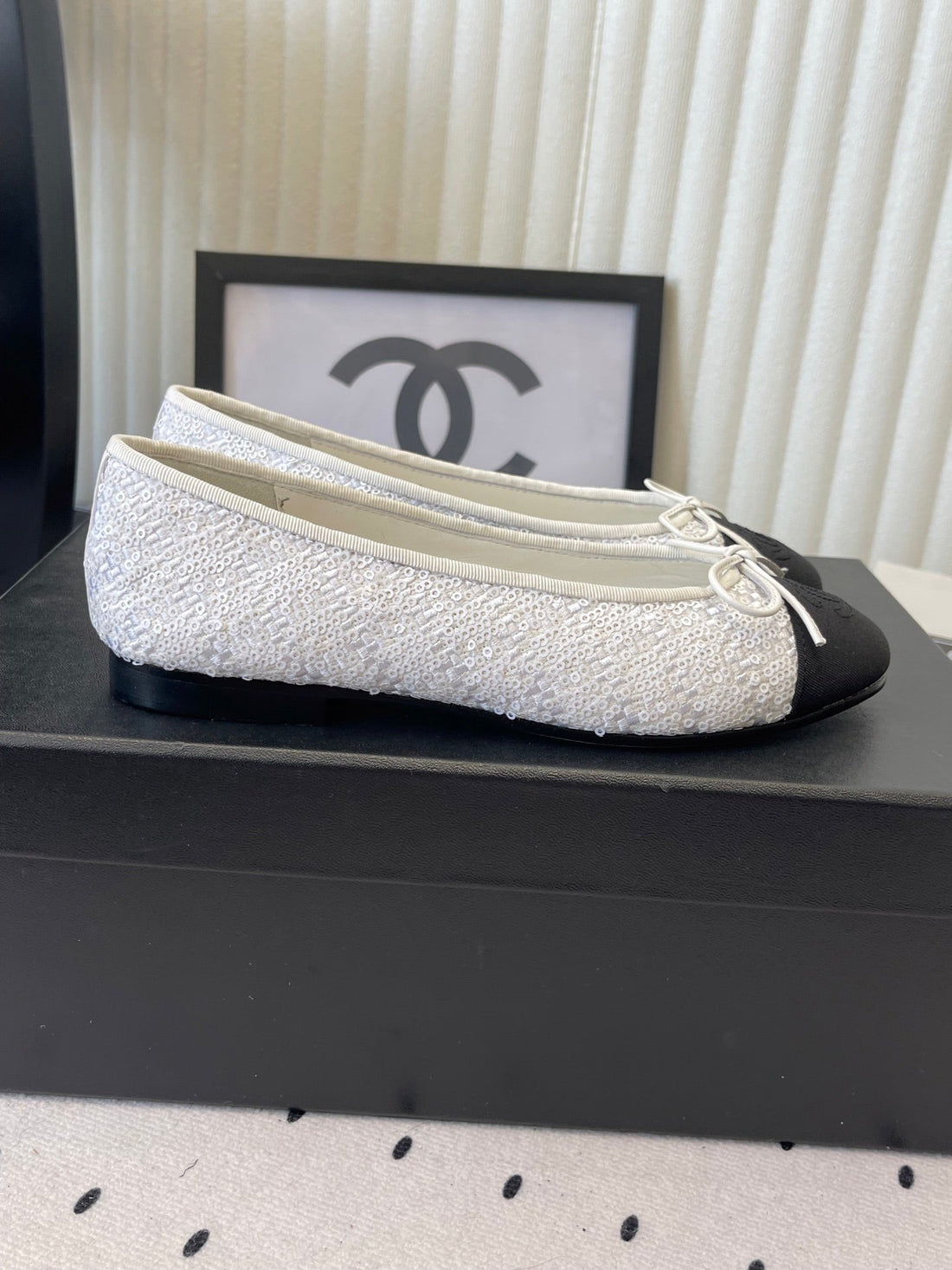 CC Ballet Flats White In Sequined Sheepskin 611690