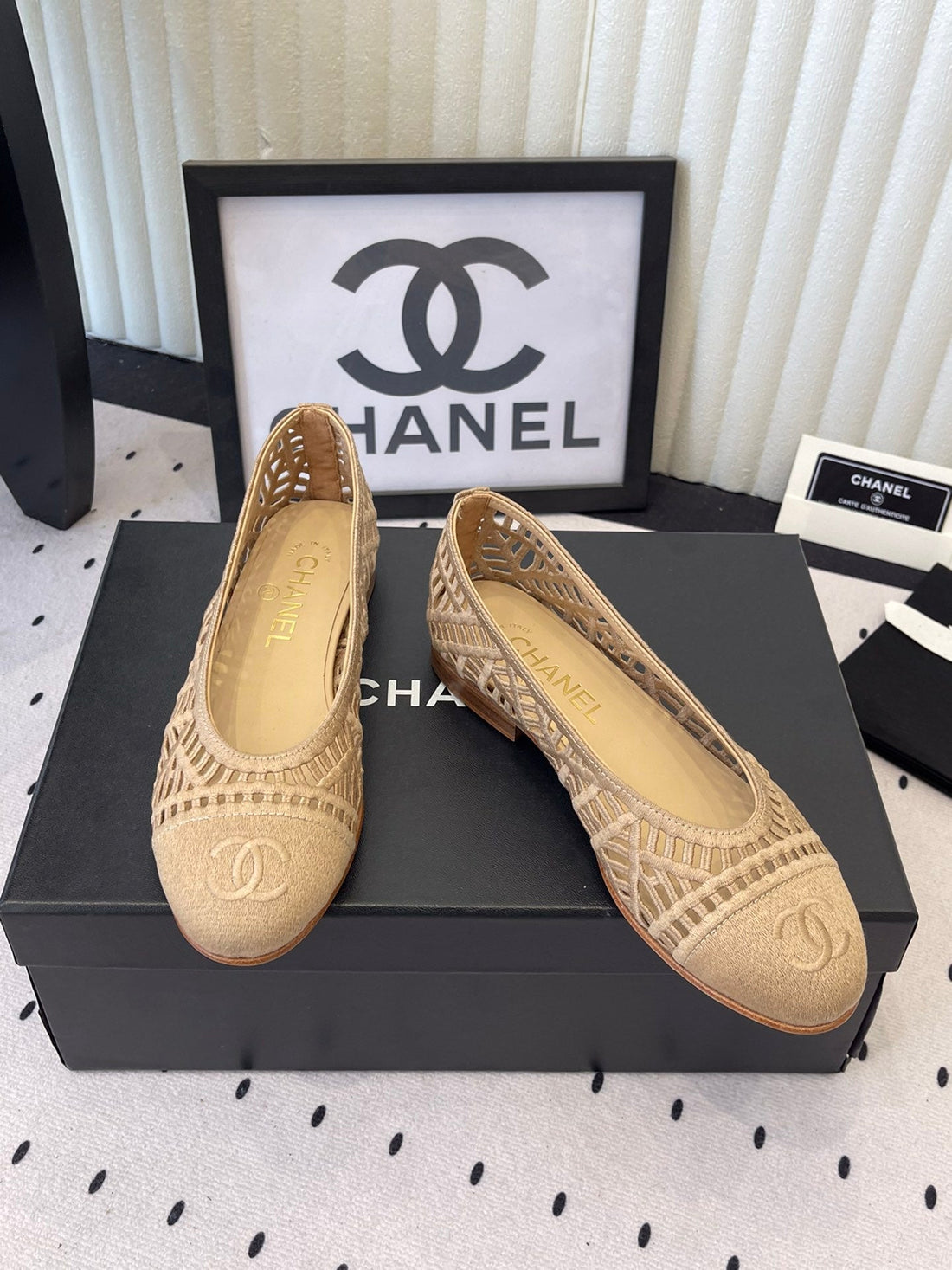 Chanel Ballet Flats Beige In Woven Raffia 611583