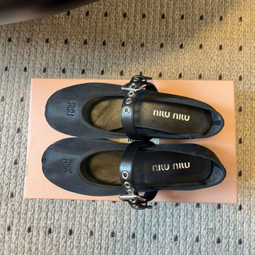 Miu Miu Women's Bow-Decorated Ballet Flats Black In Mesh 614703