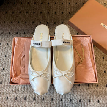 Miu Miu 26 Ballet Flats White In Silk 614470