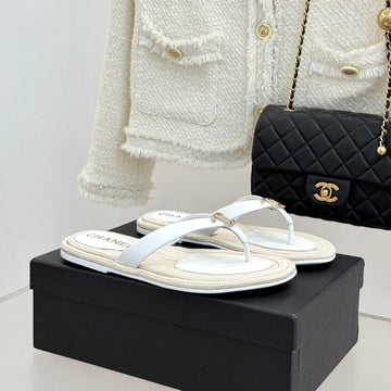 Chanel 26C Hemp Rope Sole Double C Flip-Flops White In Sheepskin 615959