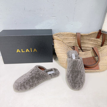 Alaïa 25 Fur Mule Slipper Grey In Lambswool 629515