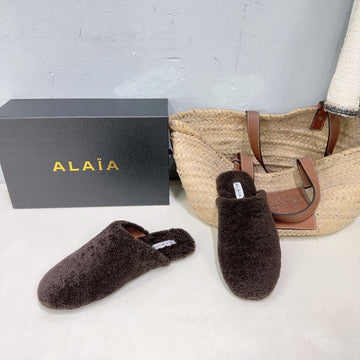 Alaïa 25 Fur Mule Slipper Dark Brown In Lambswool 629516