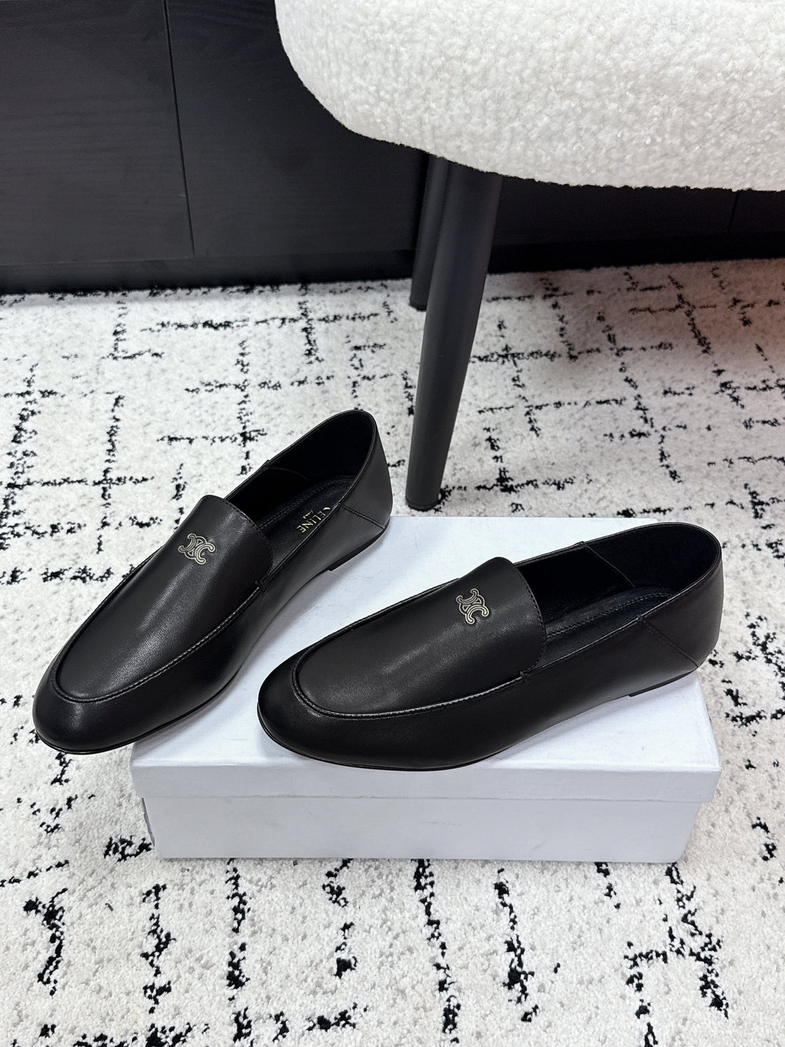 Celine 26 Aura Triomphe Loafer Black In Lambskin 631123