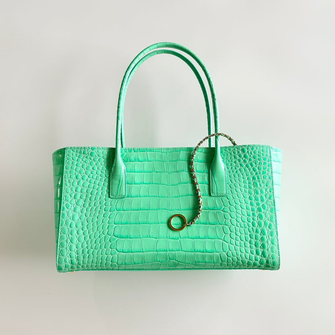 CC 26S Cerf Classic Commuter Tote Bag In Mint Green Crocodile-Embossed Calfskin (made - To - Order)