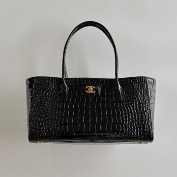 CC 26S Cerf Classic Commuter Tote Bag In Black Crocodile-Embossed Calfskin (made - To - Order)