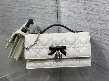Dior 26 Bow Pearl Chain Clutch Two Tone White Black Lambskin Shw