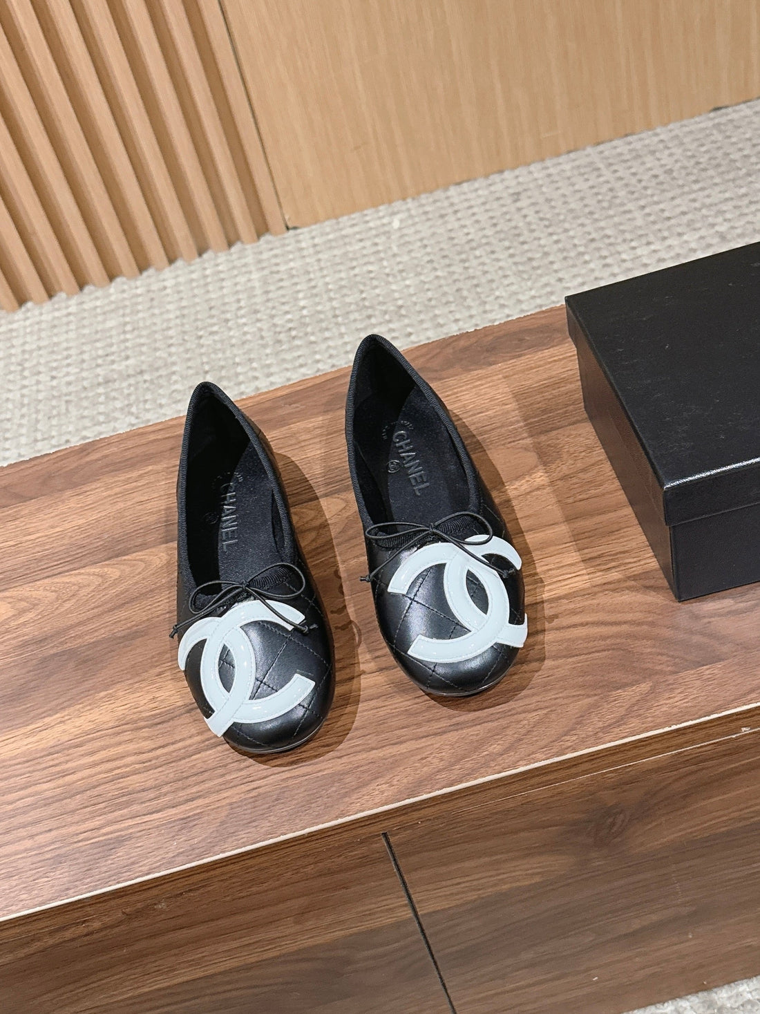 Chanel Vintage Cambon Ballet Flats Black White In Lambskin 692528