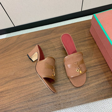 Lp Color-Blocked Sandals 50 In Brown Canvas 703247