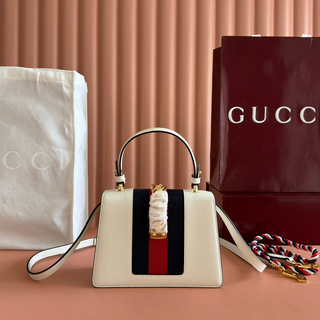 Gucci Sylvie Mini Bag 20 White Gold In Cowhide 285220