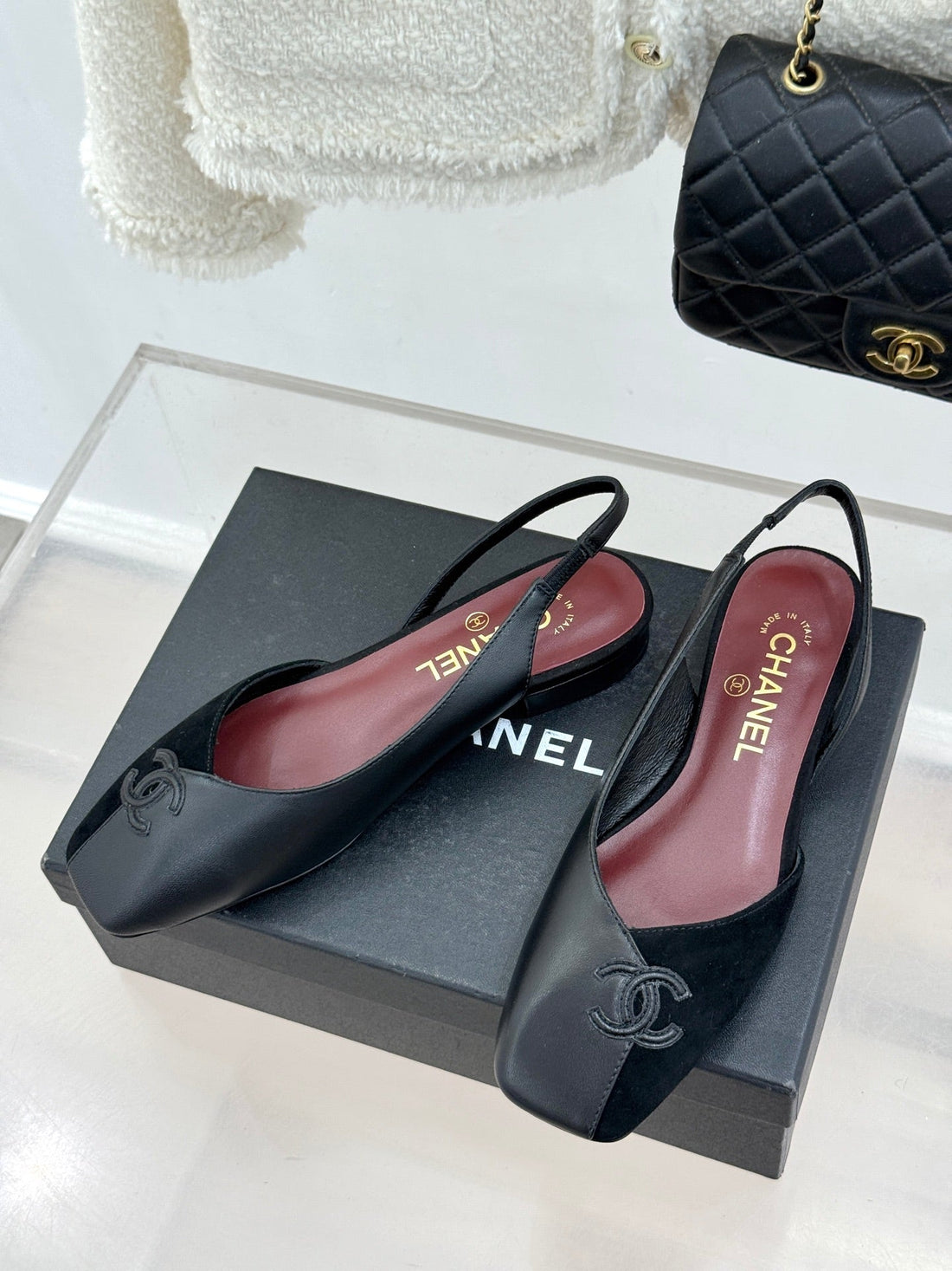 Chanel 26SS Color-Blocked Slingback Black Gray In Deerskin Cowhide 706359