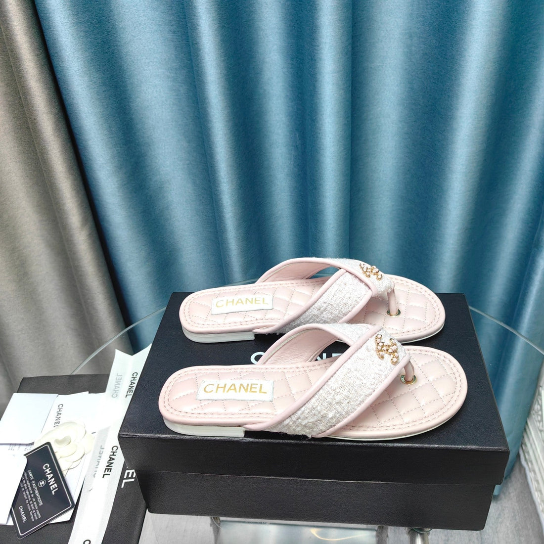 Chanel 26P Flip-Flops Light Pink In Woven 712317