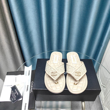Chanel 26P Flip-Flops Cream In Woven 712314