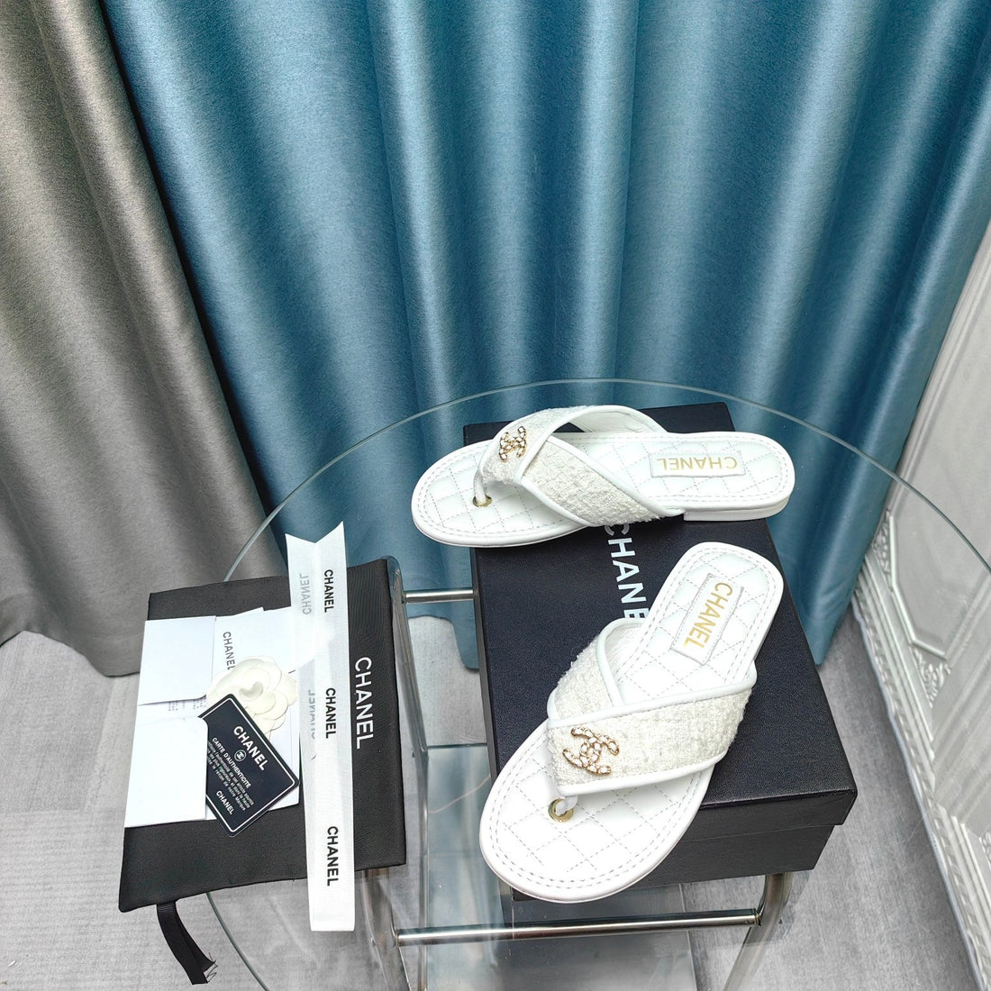 Chanel 26P Flip-Flops White In Woven 712312