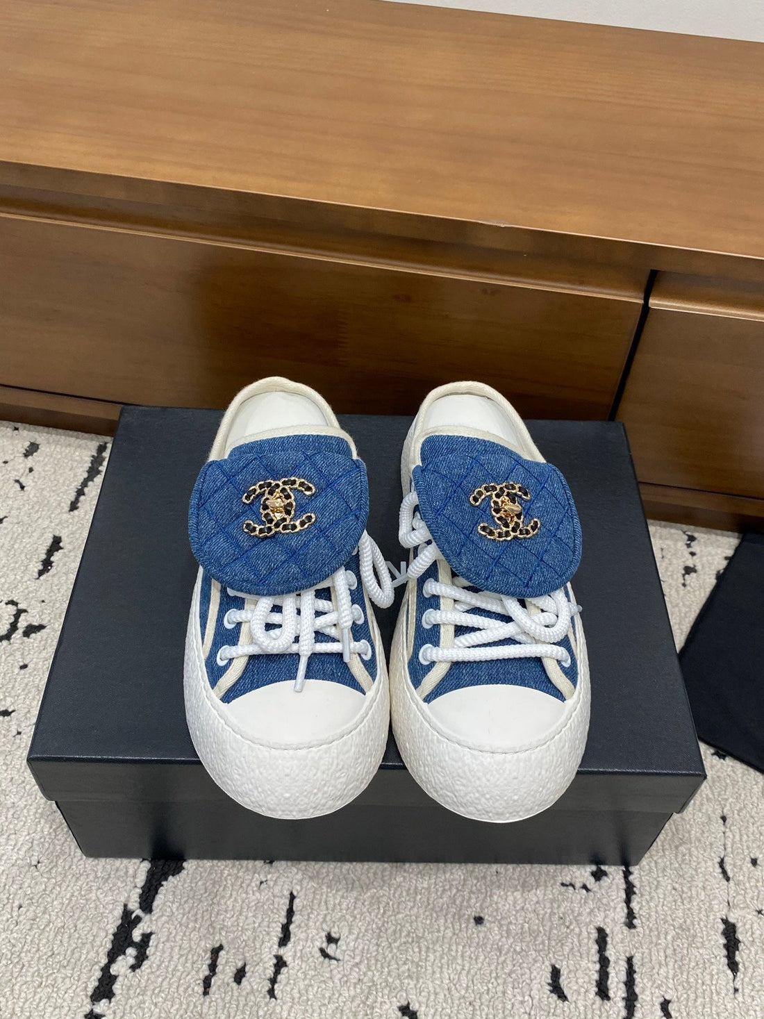 Chanel 26 Mules Casual Blue In Fabric 729326
