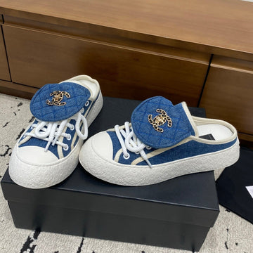 Chanel 26 Mules Casual Blue In Fabric 729326