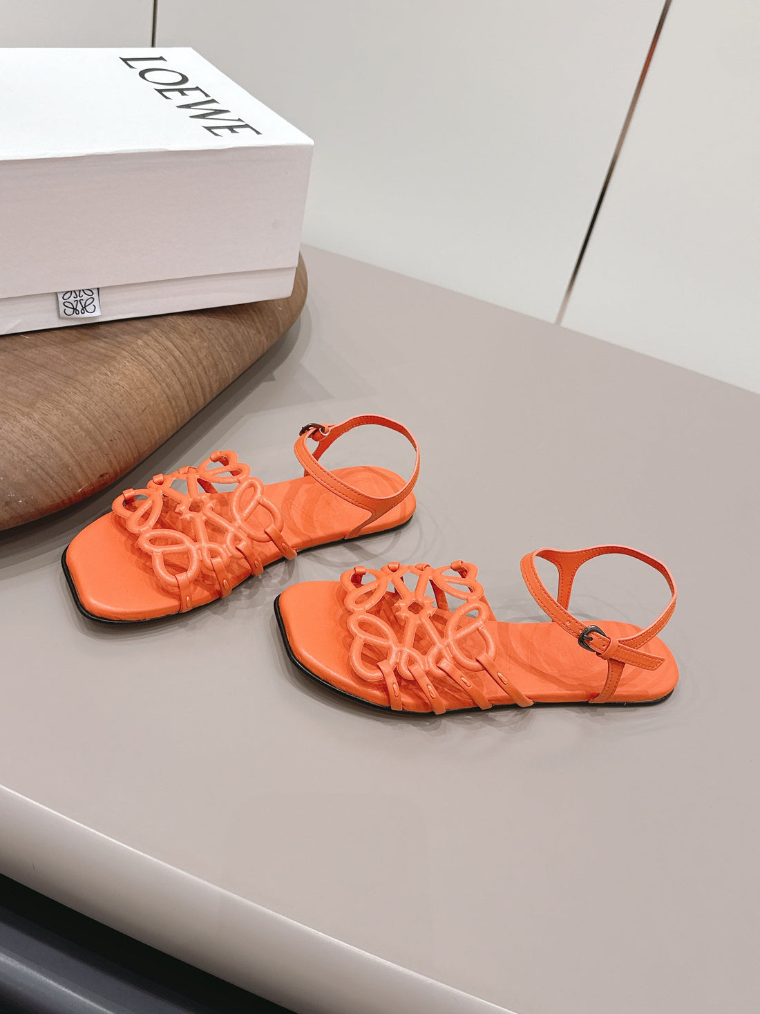 Loewe 26 Sandal Orange In Sheepskin 738807