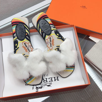 Hermes H-Style Flat Open-Toe Sandals White In Mink Fur 739514