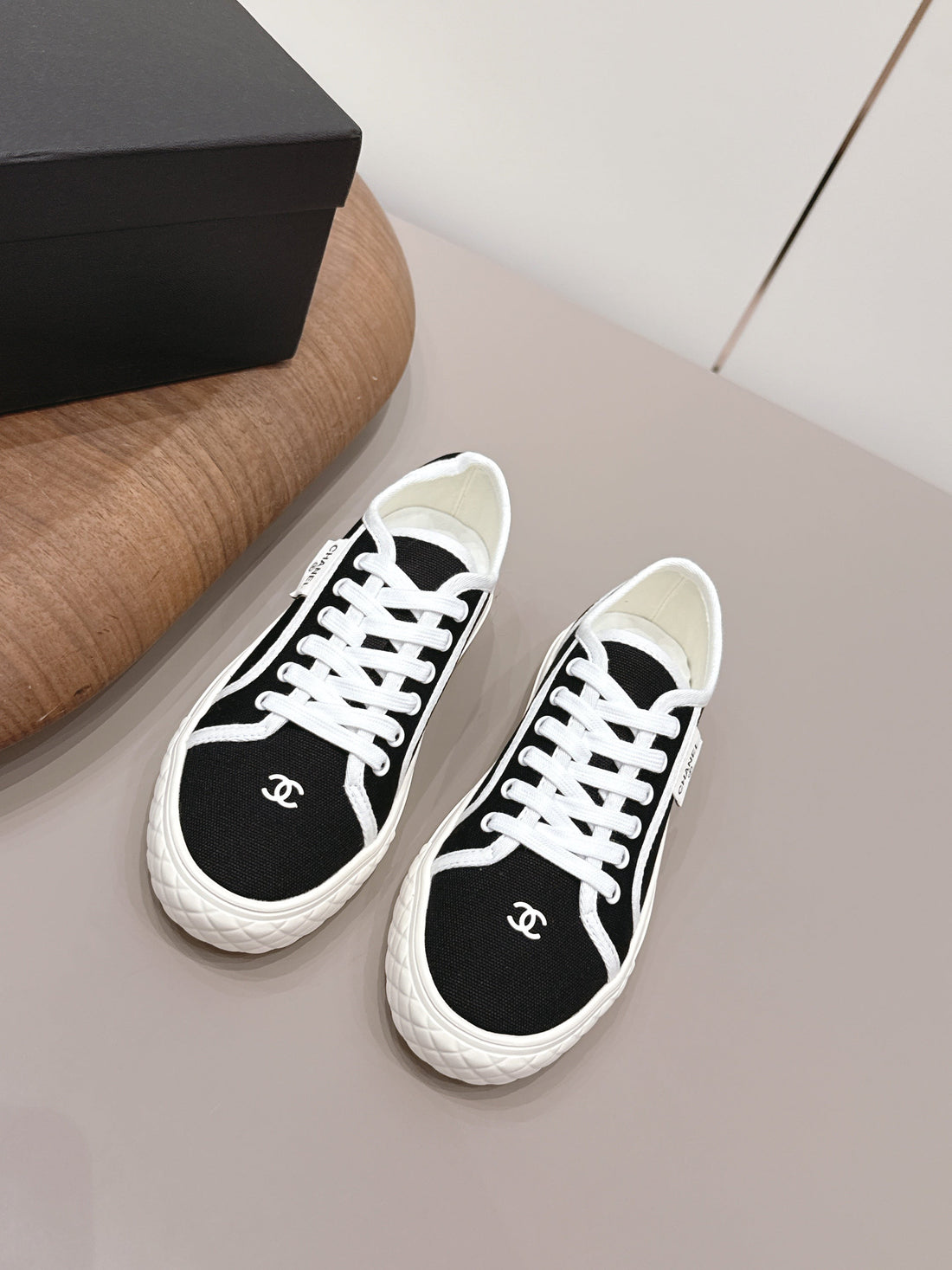 Chanel 26 Round Toe Color Block Black White In Canvas 739431