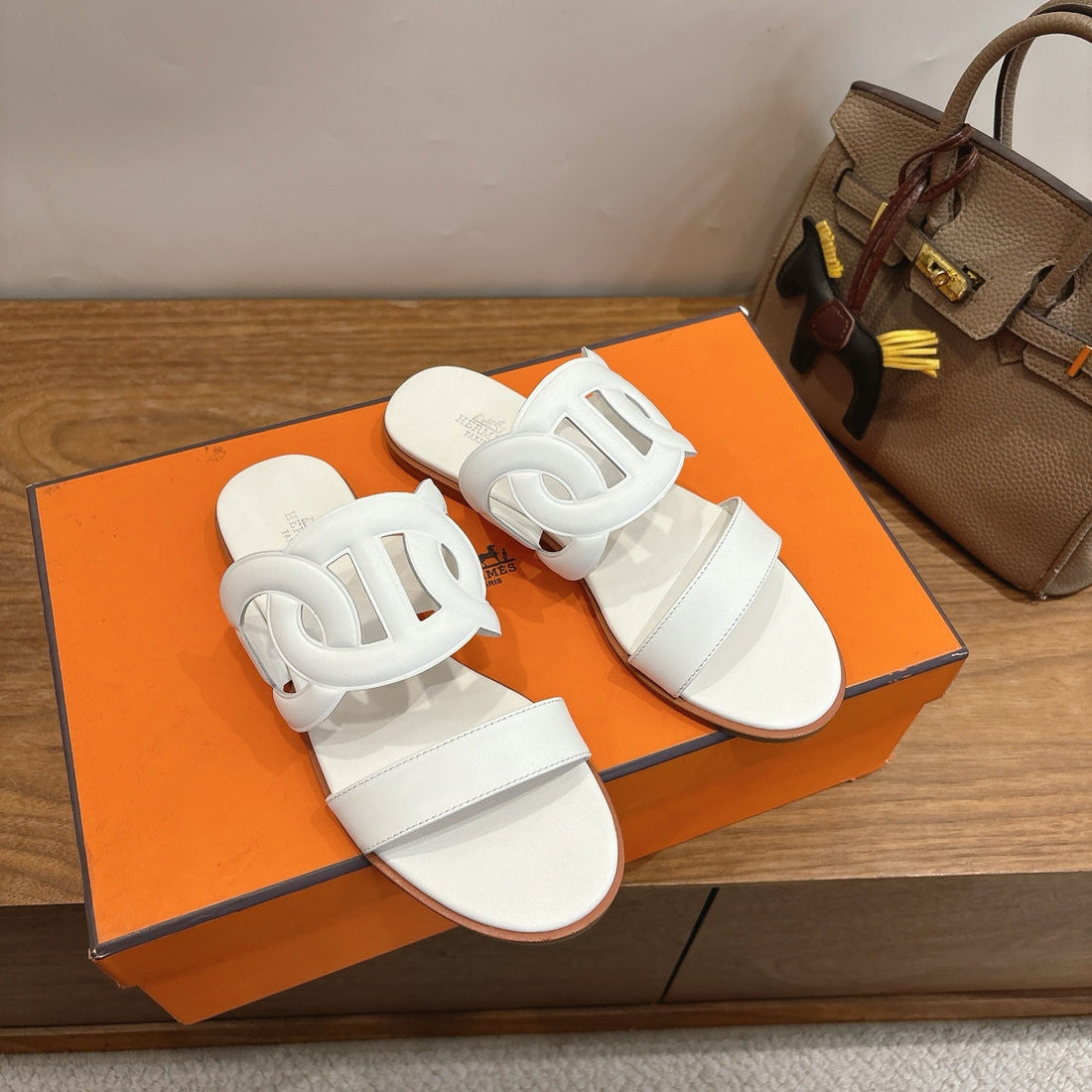 Hm Sandal White In Calfskin 743975