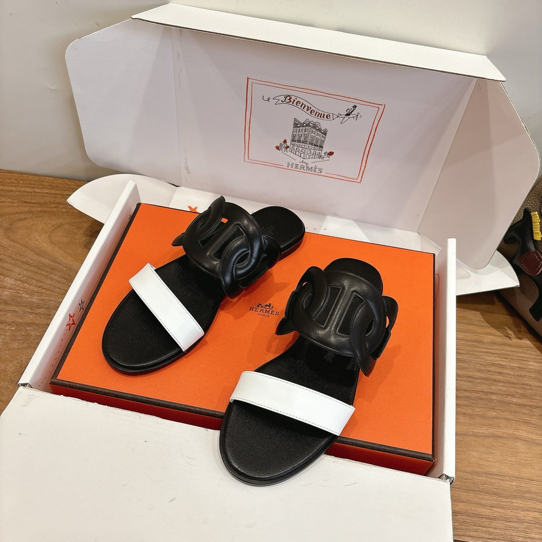 Hm Sandal Black White In Calfskin 743978