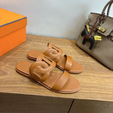 Hm Sandal Brown In Calfskin 743980