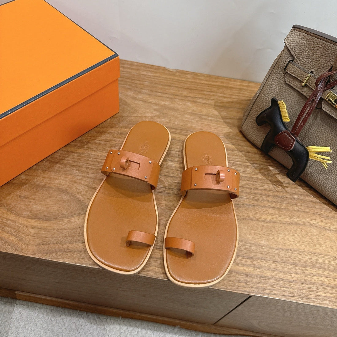 Hm July Sandal Brown In Cowhide 744060