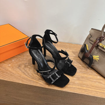 Hm Liv Sandal 10.5 Black In Velvet 744077