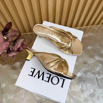 Loew Pebble Soft Sandal 55 Gold In Sheepskin 749421
