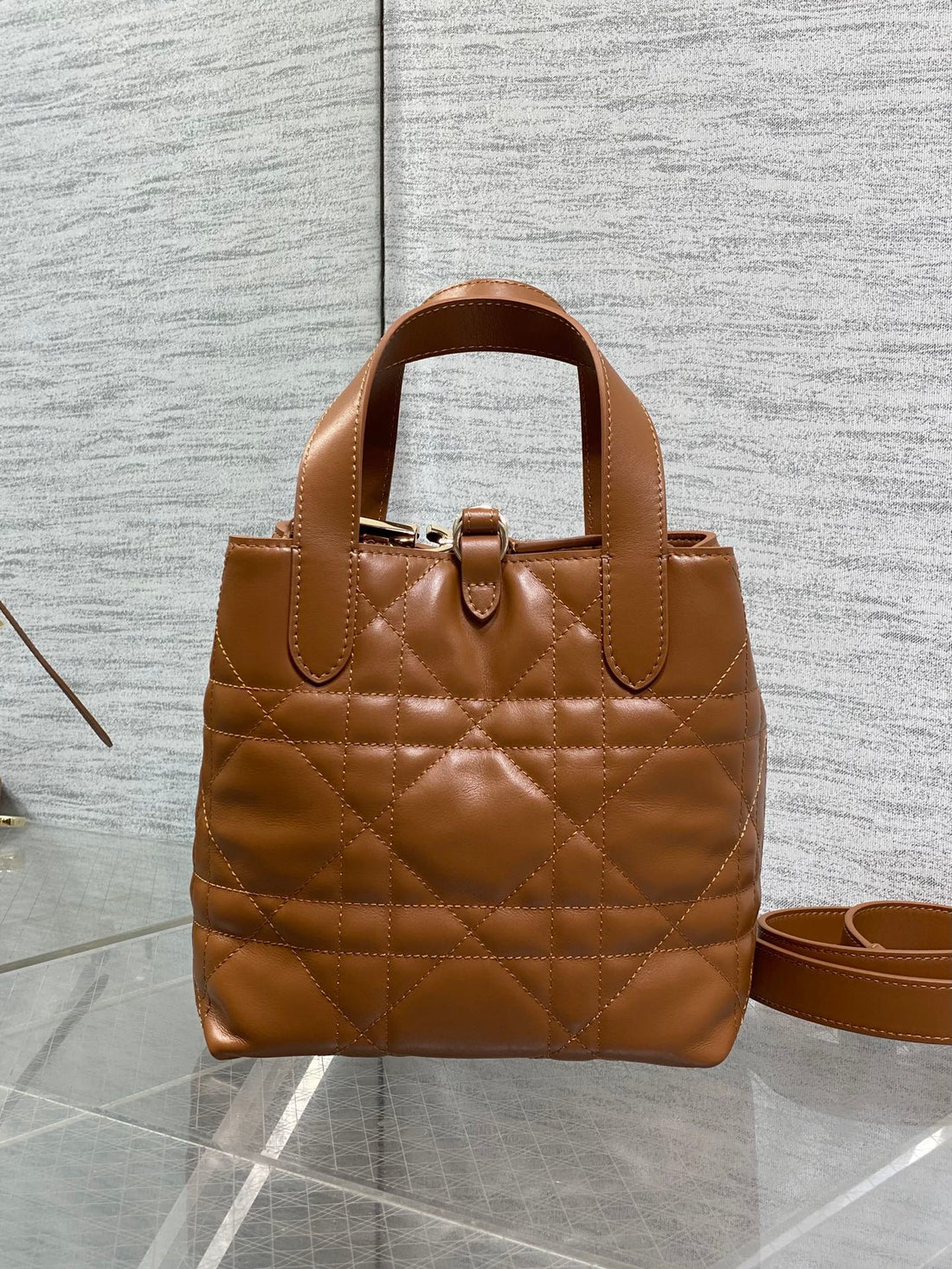 CD Toujours Vertical 18CM Brown In Cowhide 286402