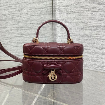 CD Bow-Embellished Cosmetic Bag 17.5 Burgundy In Lambskin 286416