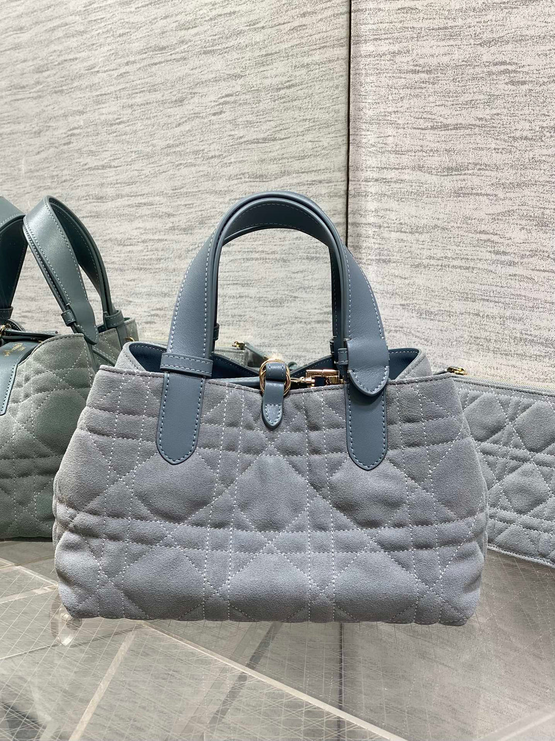 CD Toujours Vertical 23CM Light Blue In Suede 286500