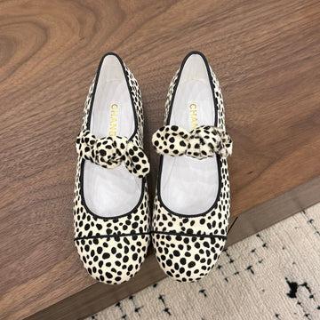 CC 26 Polka Dot Mary Janes White Black In Horsehair 756092
