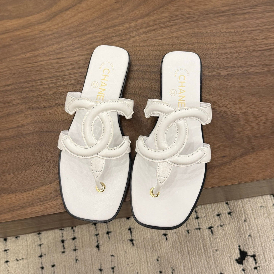 CC 26 Sandal White In Cowhide 748530