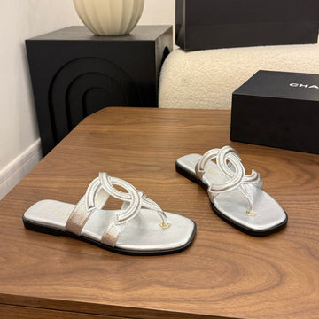 CC 26 Sandal Silver In Cowhide 748528