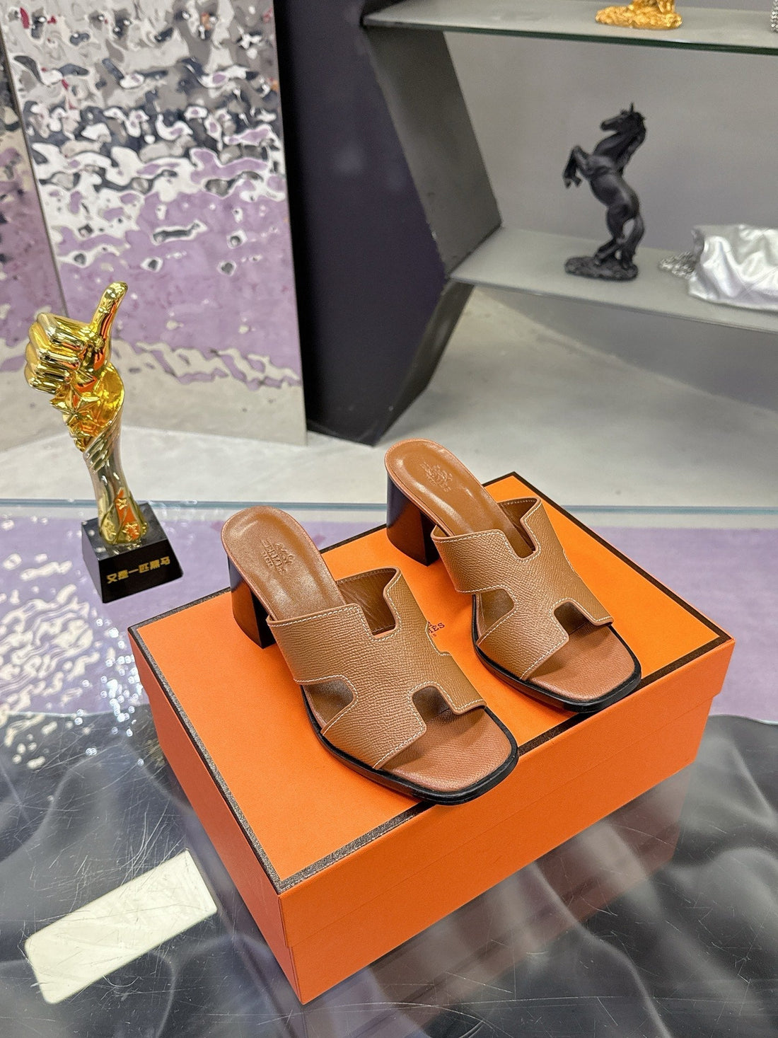 Hm Sandal 90MM Brown In Cowhide 757933