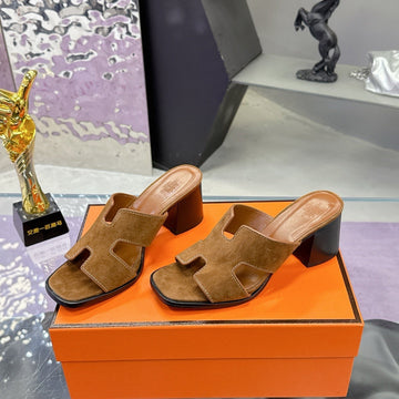 Hm Sandal 90MM Brown In Sandblasted Cowhide 757938